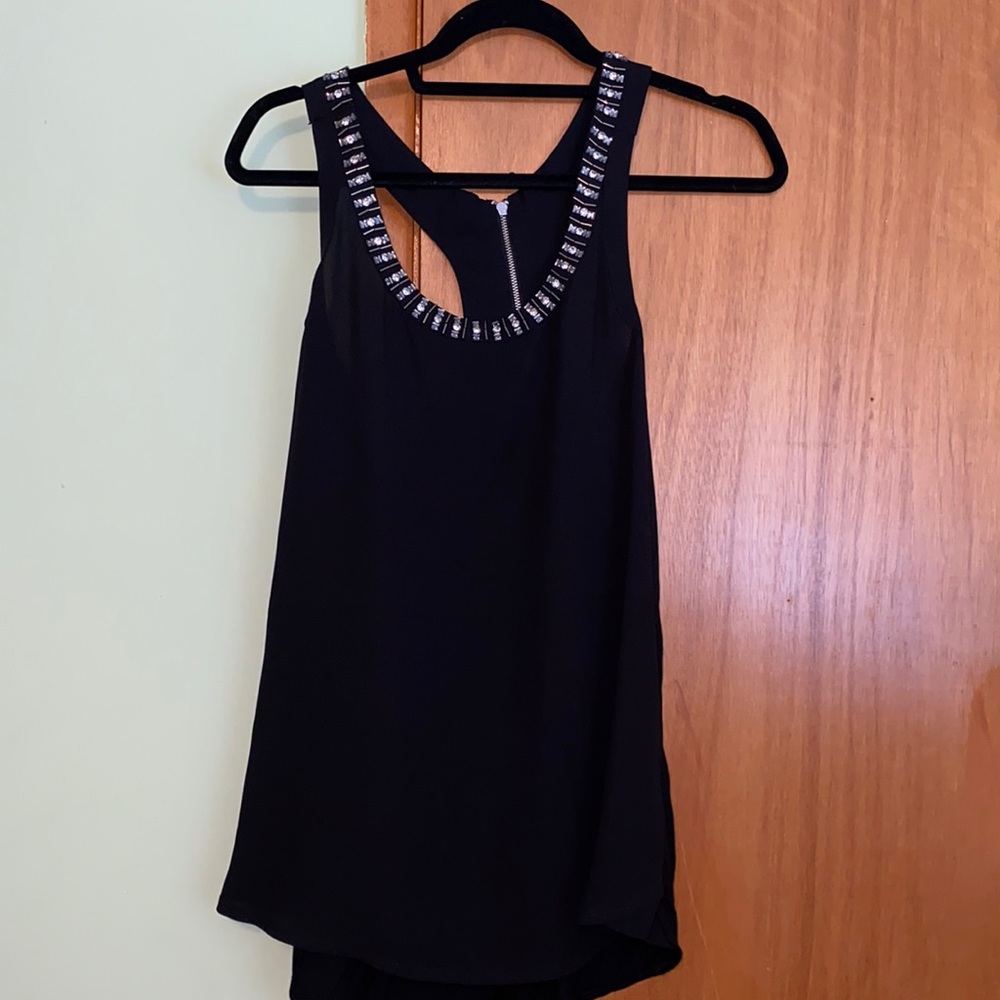 racer back tank with jewel detail size L